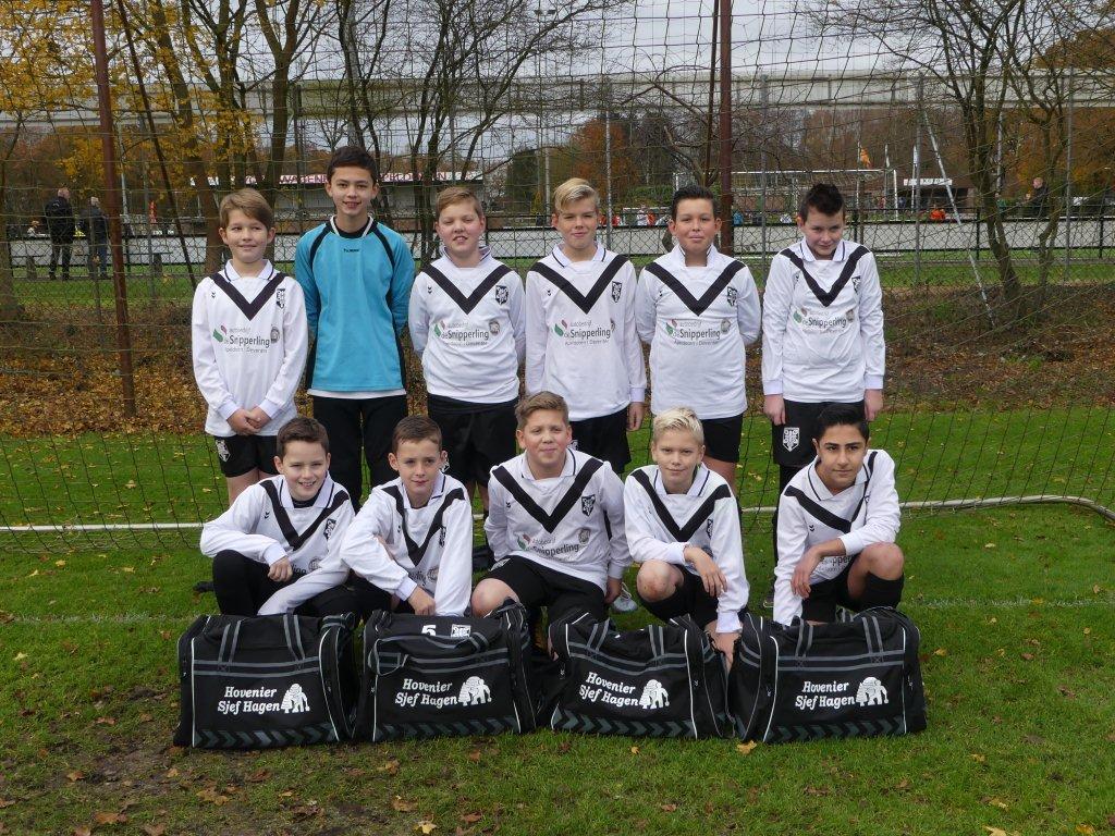 Nieuwe tassen voor KCVO JO13-2