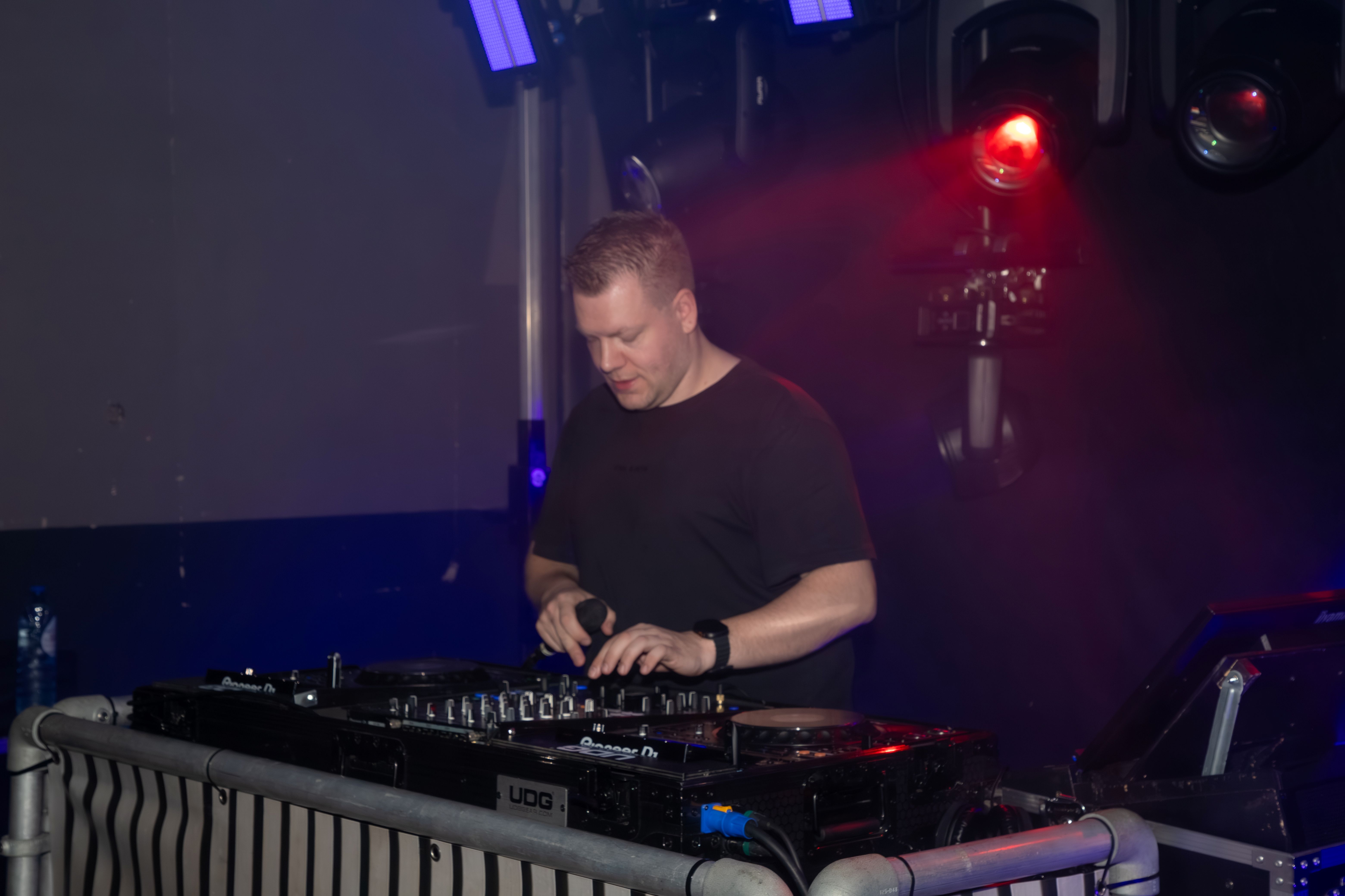 Red x Black Spring Edition in de Blue Sky - 2 mei 2026